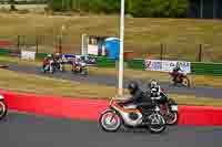 Vintage-motorcycle-club;eventdigitalimages;mallory-park;mallory-park-trackday-photographs;no-limits-trackdays;peter-wileman-photography;trackday-digital-images;trackday-photos;vmcc-festival-1000-bikes-photographs